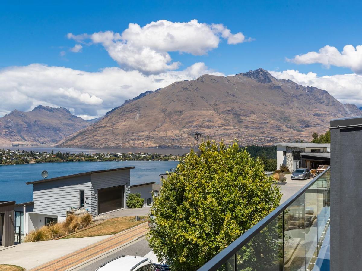 Villa St Matthews Views Walter à Queenstown Extérieur photo