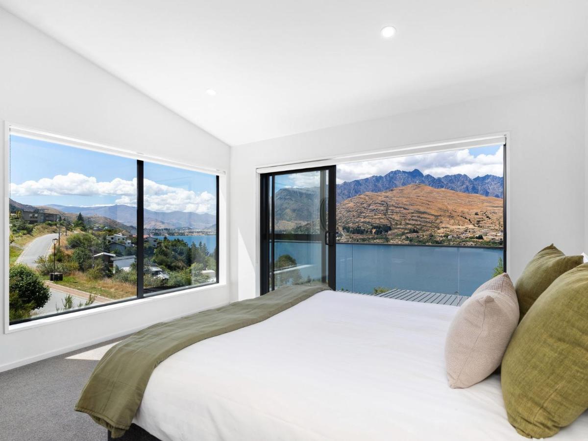 Villa St Matthews Views Walter à Queenstown Extérieur photo