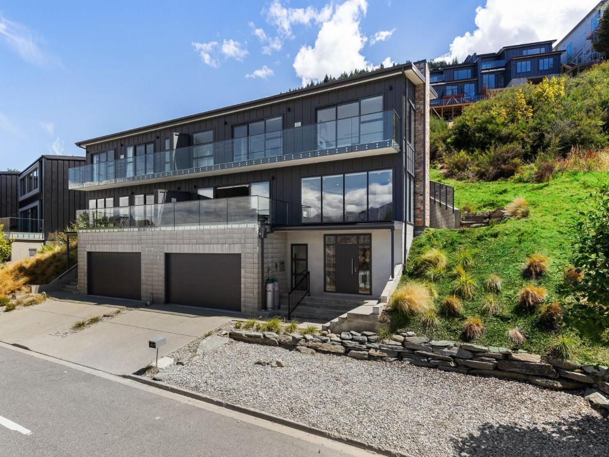 Villa St Matthews Views Walter à Queenstown Extérieur photo