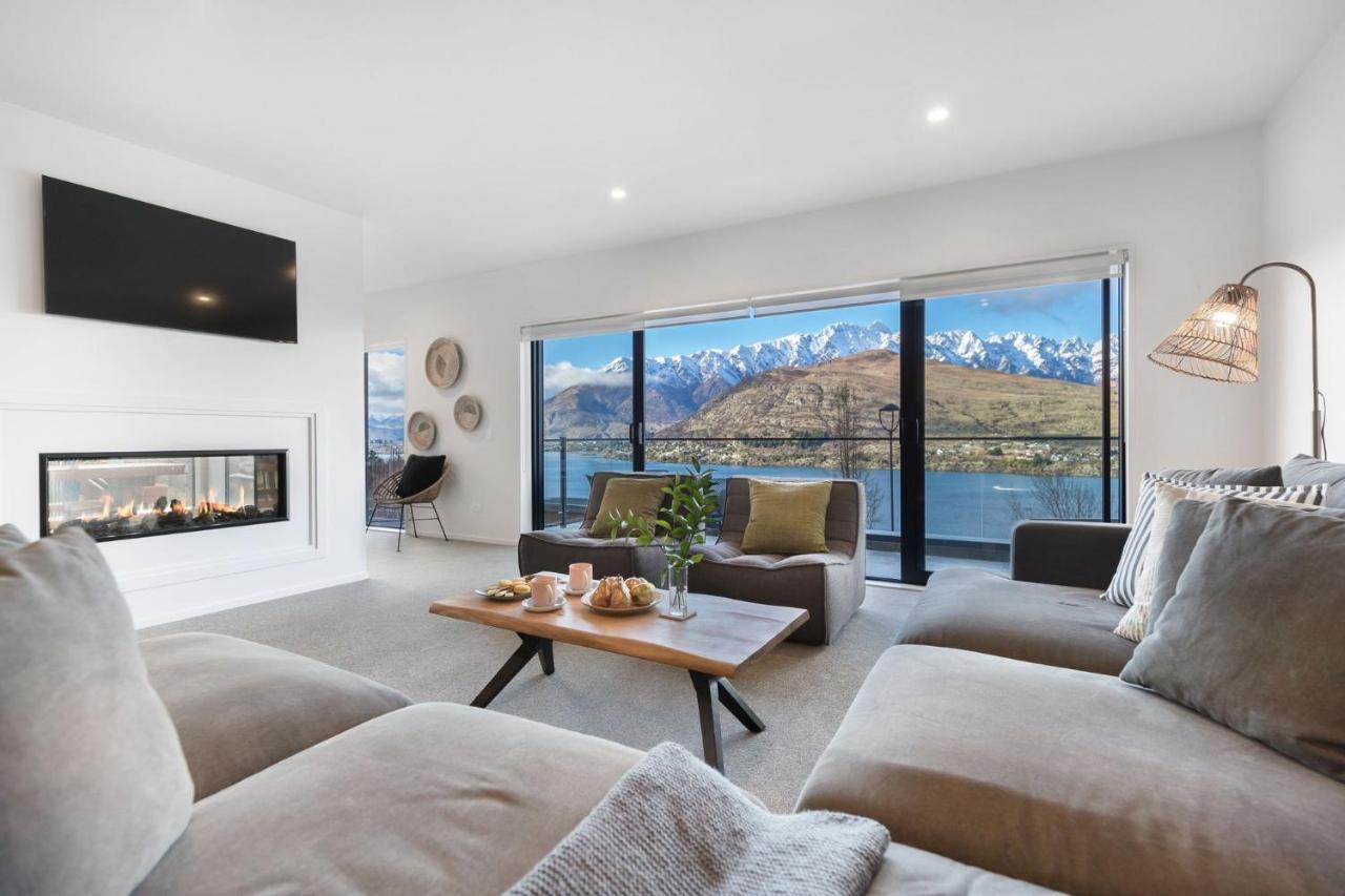Villa St Matthews Views Walter à Queenstown Extérieur photo