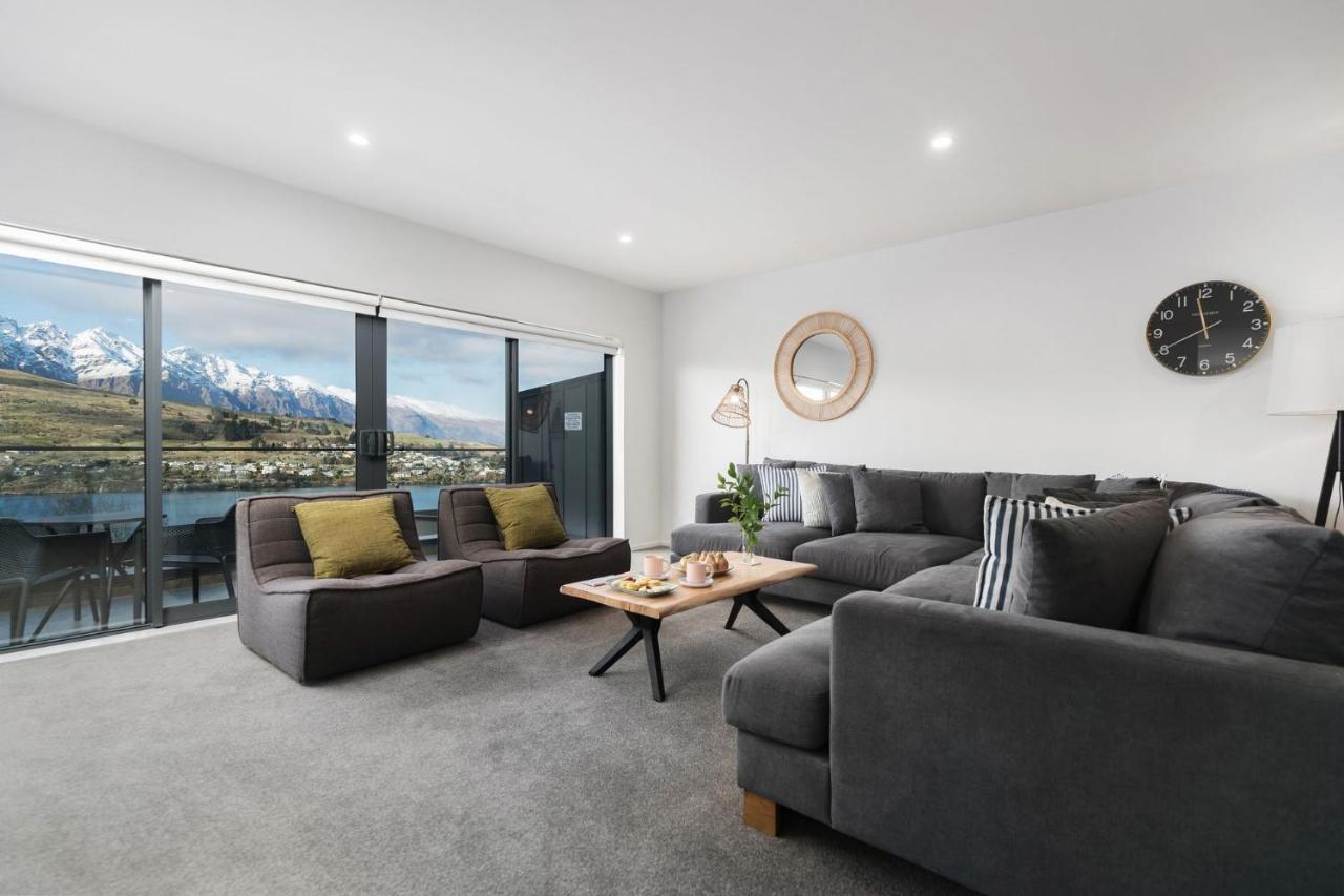 Villa St Matthews Views Walter à Queenstown Extérieur photo