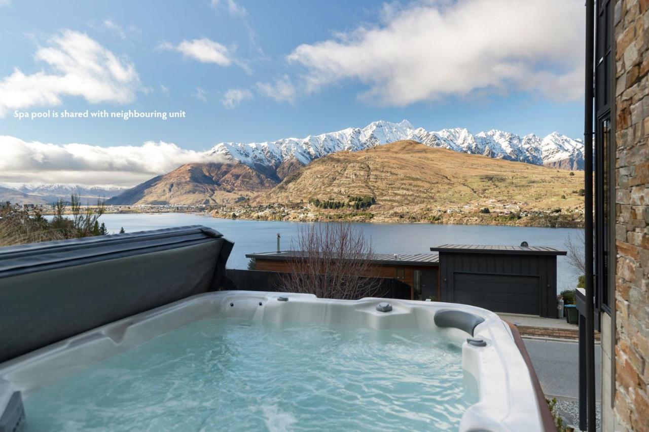 Villa St Matthews Views Walter à Queenstown Extérieur photo