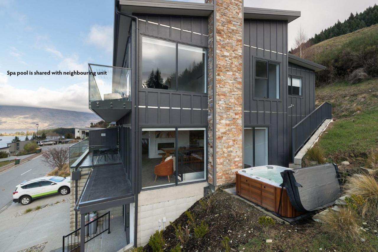 Villa St Matthews Views Walter à Queenstown Extérieur photo
